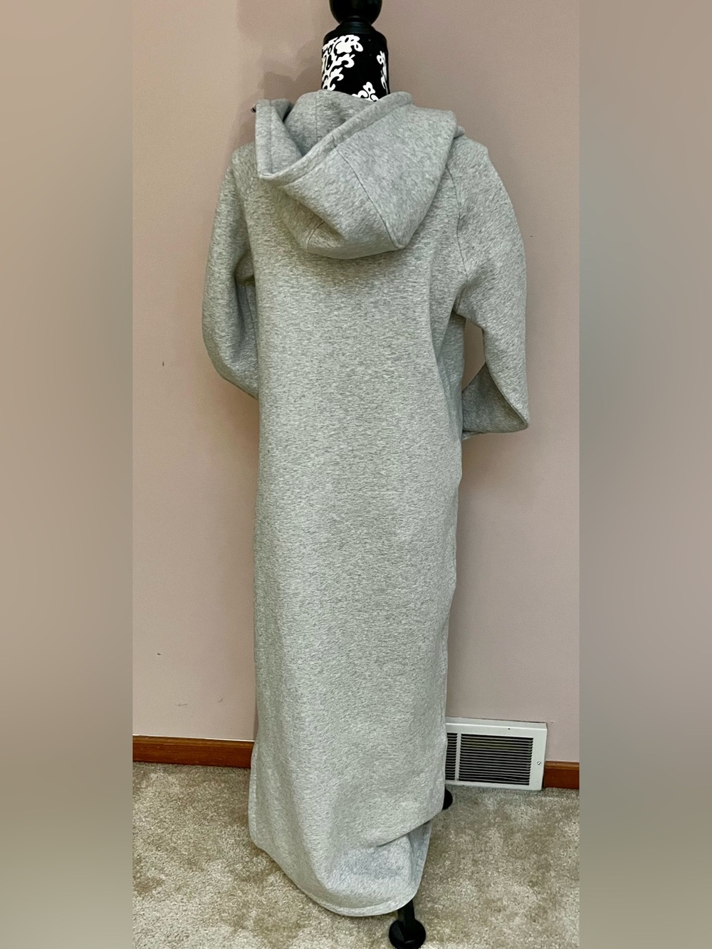 NWT Long Sleeve Hooded Maxi Dress in Light Gray - Picture 12 of 12